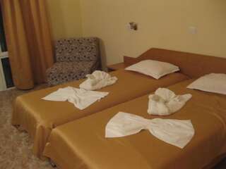 Отель Hotel Palace Кранево Просторный двухместный номер с 2 отдельными кроватями-27